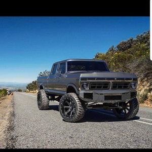 Meet your Posher, Seth